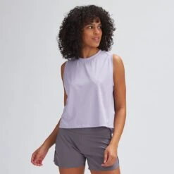 Essential Muscle Tank - Past Season - Women's