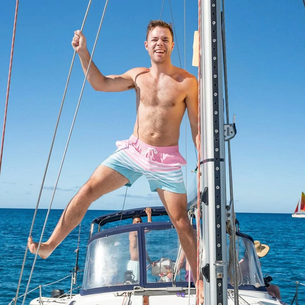 On The Horizons 5.5in Stretch Swim Trunk - Men's - Image 6